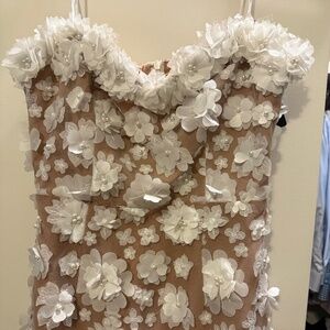 Elliatt Bluebell Midi Dress